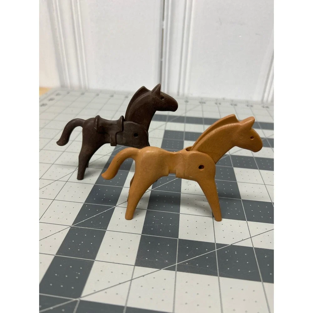 Vintage Playmobil Figures Horses Set Mini Lot of 4 pieces‎ 1974